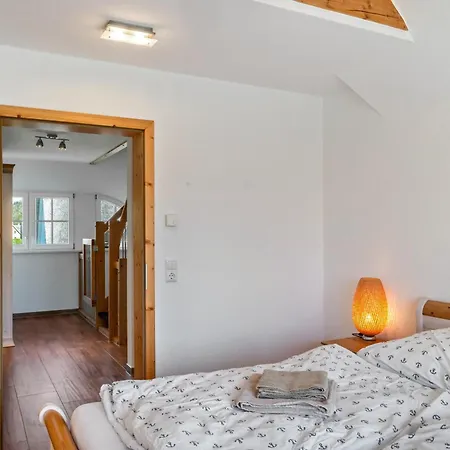 Fuer 8 Personen 168 Qm Holiday home Neu Gaarz